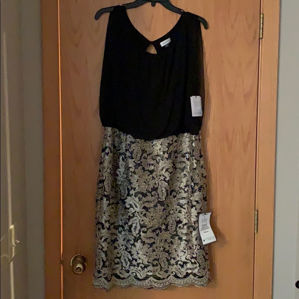 Stunning black and gold sleeveless dress